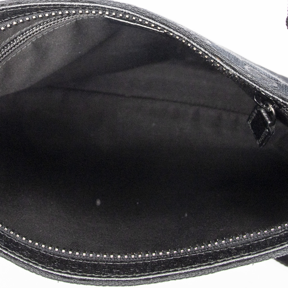 Gucci Front Slip Pocket Crossbody - Picture 9 of 11